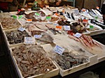 Fischläden in der Via Pescherie Vecchie